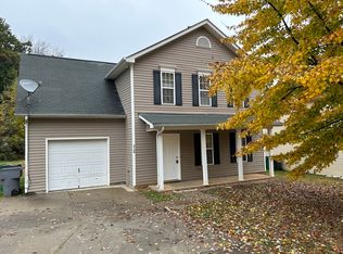 5340 Beam Lake Dr, Charlotte, NC 28216