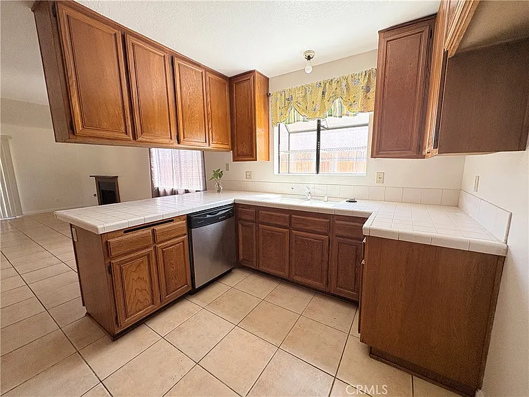 23214 Sonnet Dr — Photo 7