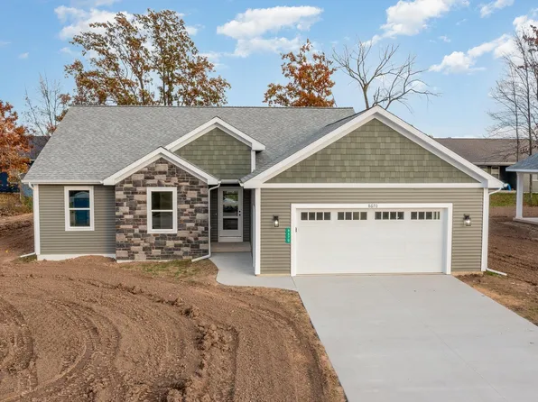 8670 Foxtail, Freeland, MI 48623