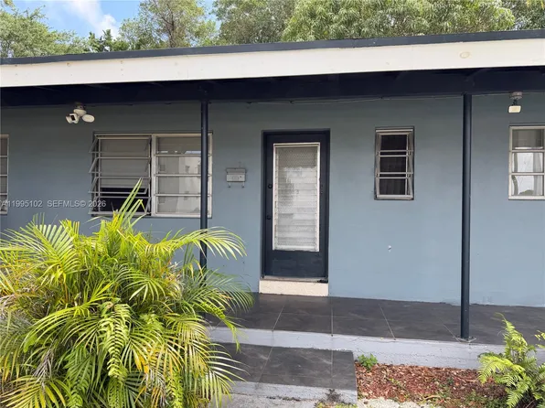 1580 NE 145th St #1582, Miami, FL 33161