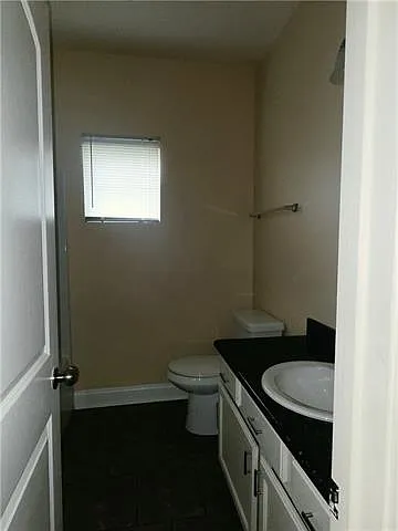 3 bed, 2.0 bath, 1269 sqft, $1,750 — Photo 4