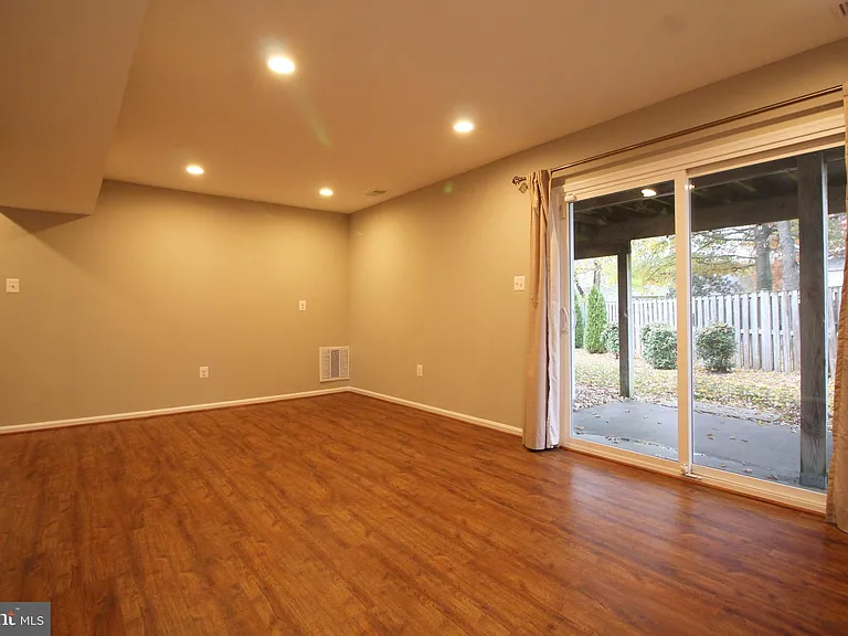 4500 Lantern Pl — Photo 20