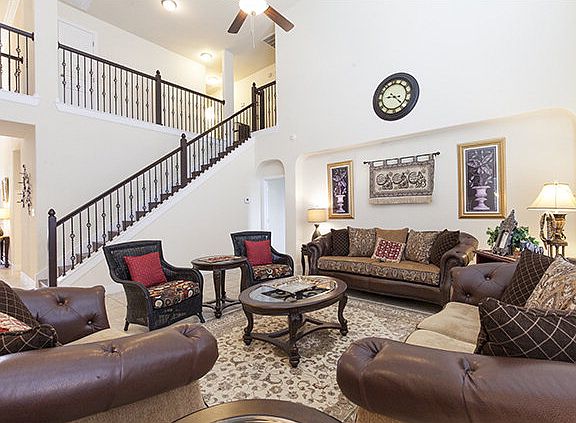 3rd image of 3308 San Eduardo