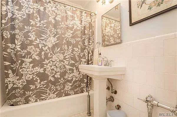 Sold by Exit Kingdom Realty | media 27