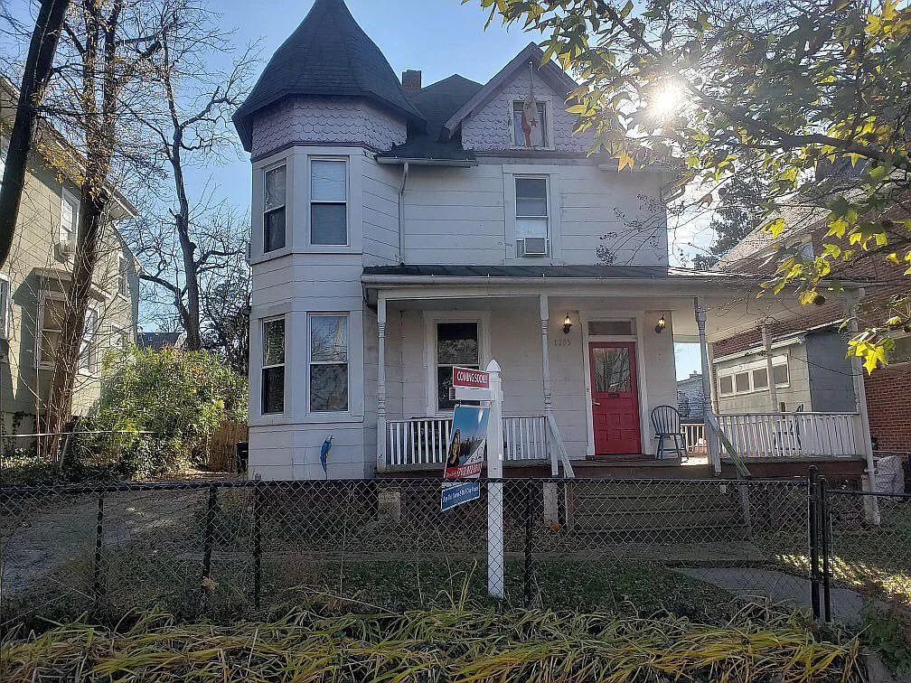 1203 Randolph St NE photo 1
