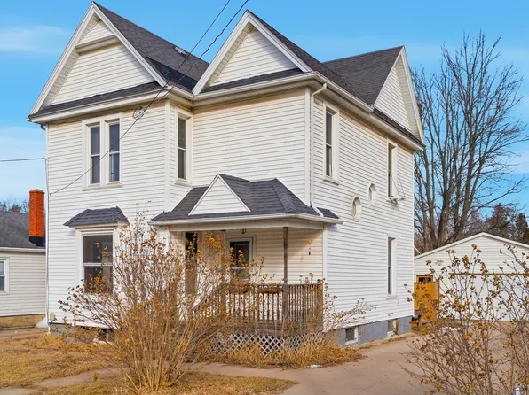 1507 W 9th St, Dixon, IL 61021