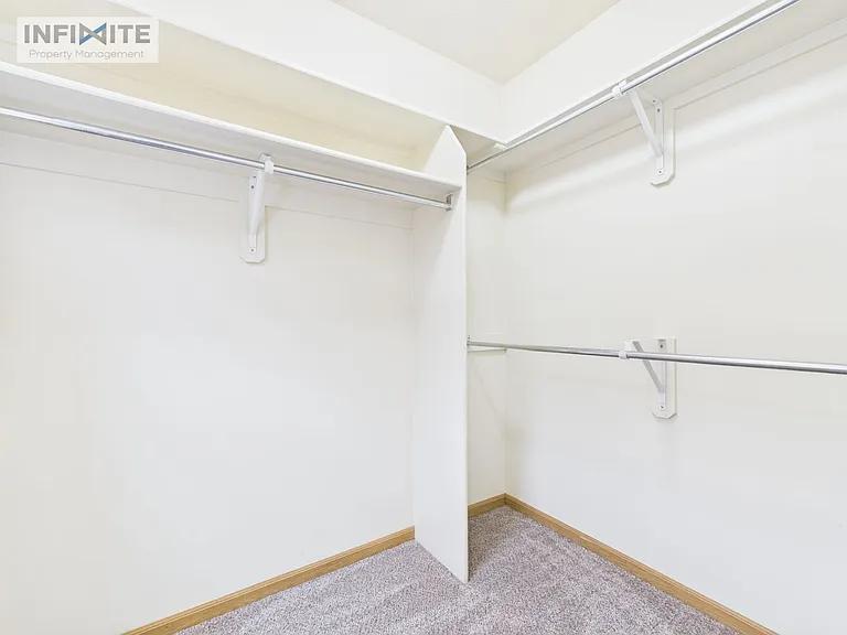 325 Michael Grove Ave #D — Photo 10