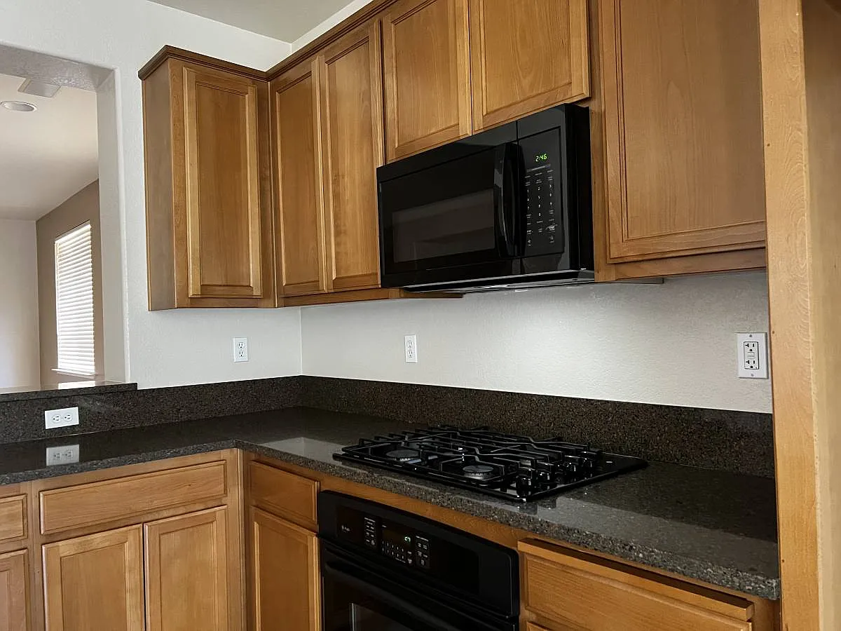 1726 Cocomo Place in Manteca, CA 95337 — Photo 3