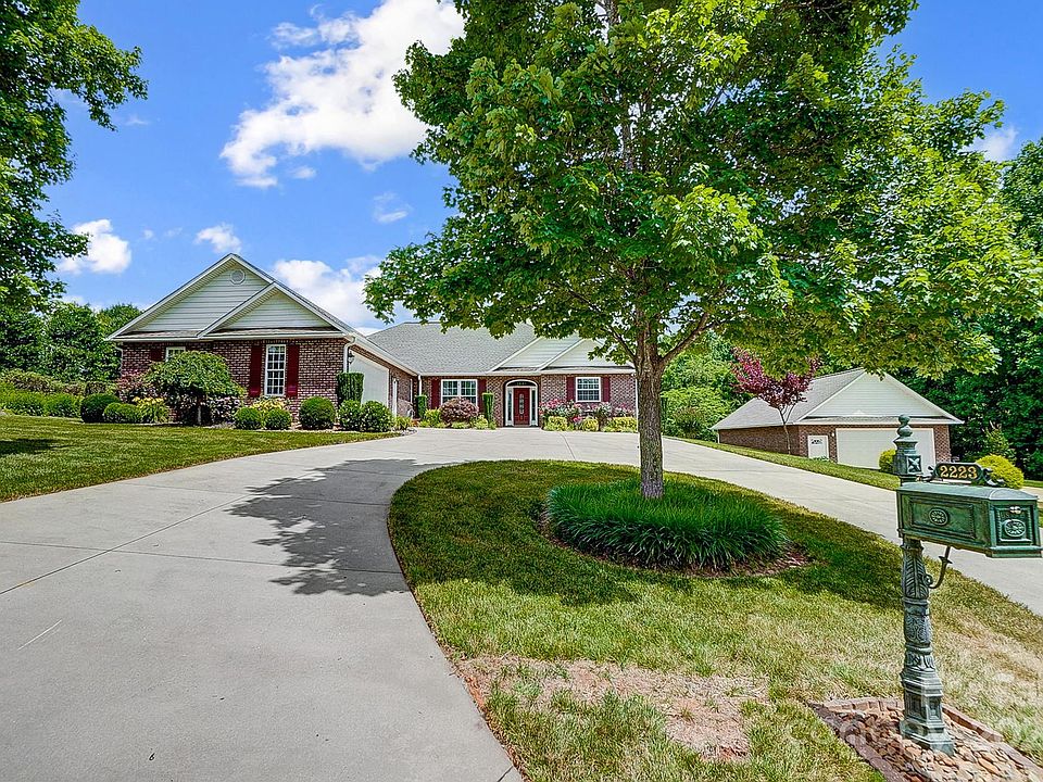 1st image of 2223 James Way