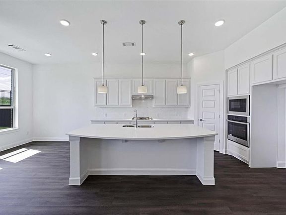 4th image of 1616 Breezy Bay Ct