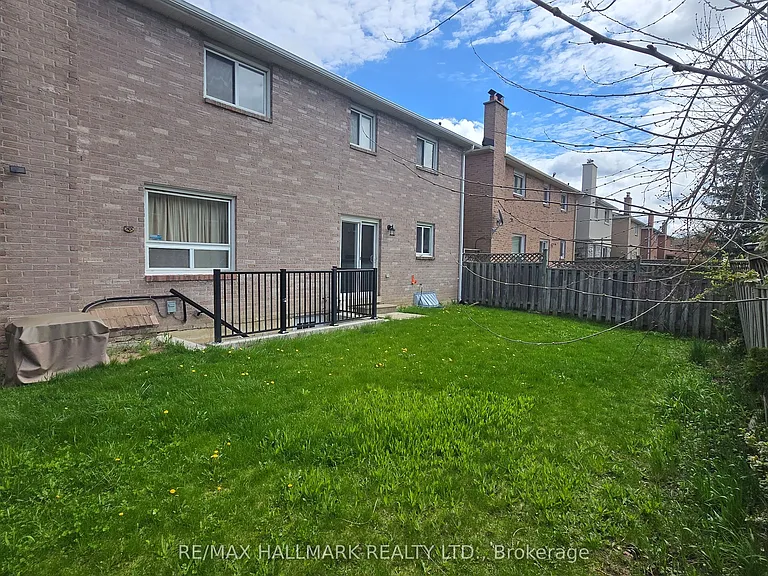40 Brookmill Dr #LOWER LEVEL — Photo 9