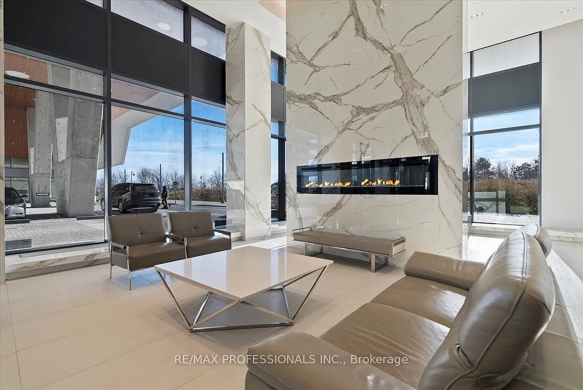 1 bed, $2,400 — Photo 4