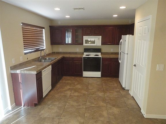 4th image of 8297 W Redshank Dr