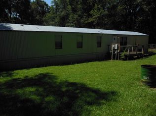 1115 Lake Shore Dr, Townville, SC 29689