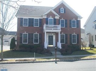 13 Singleton Dr, Chesterfield, NJ 08515