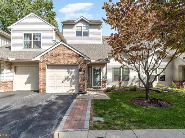 5216 Cobblestone Dr, Mechanicsburg, PA 17055