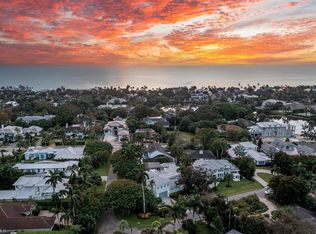 367 5th Ave N, Naples, FL 34102
