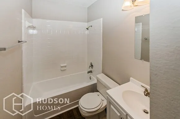 630 Little Ln — Photo 9