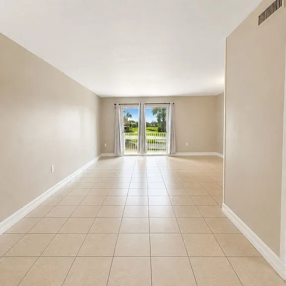 1830 Maravilla Ave #801 — Photo 3