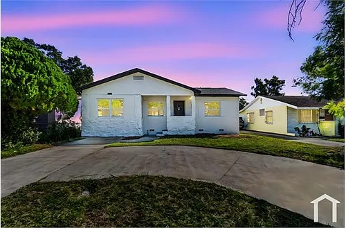 2442 27th St S Photo 1