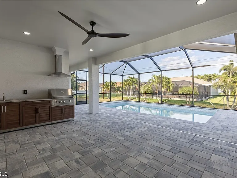 3311 Surfside Blvd — Photo 16