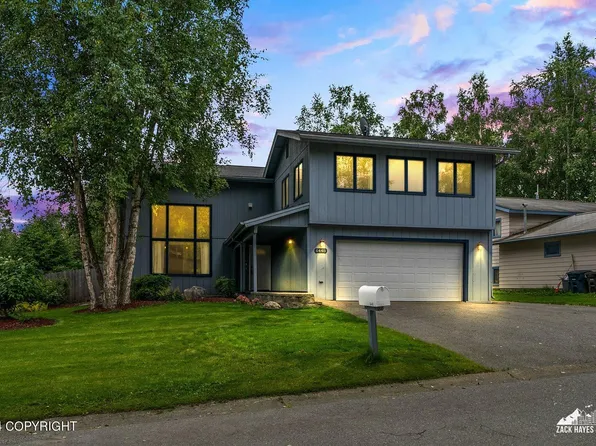 6448 Tolhurst Ct, Anchorage, AK 99504