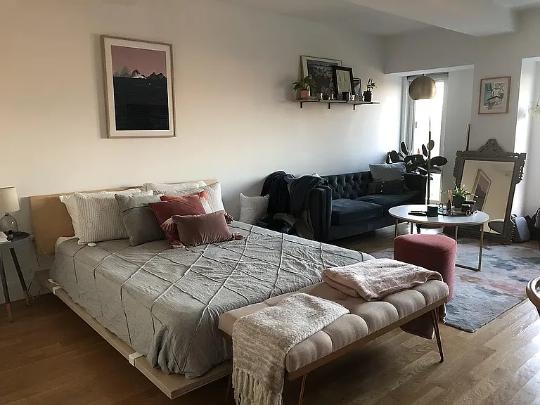 360 Smith St #2H — Photo 2