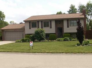 3857 Pineview Ln, Greenwood, IN 46142