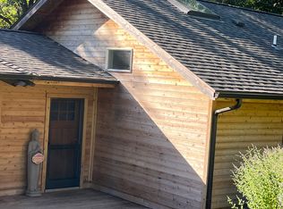 (Undisclosed Address), Ashland, OR 97520