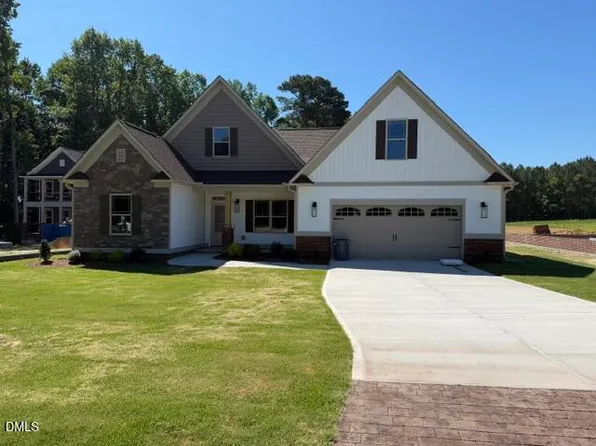 127 Big Pine Rd, Clayton, NC 27520