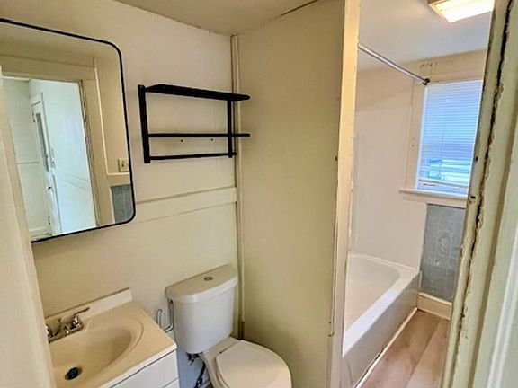 3rd image of 35 Haendel St APT 2W