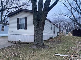 Apple Tree Dr, Urbana, IL 61802