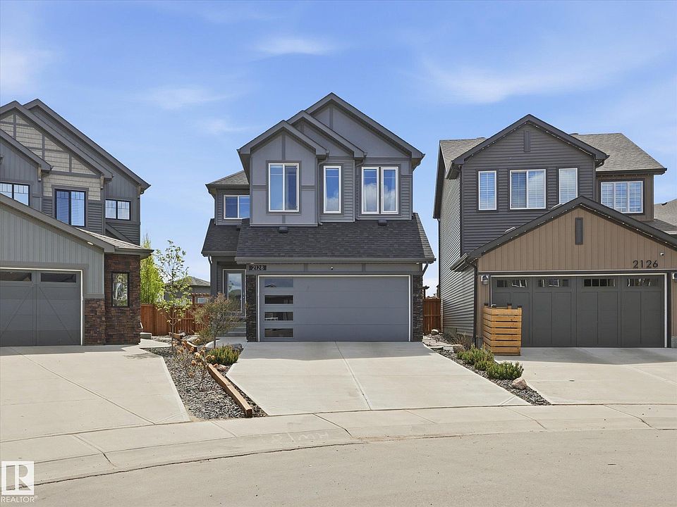 1st image of 2128 Graydon Hill Cres SW