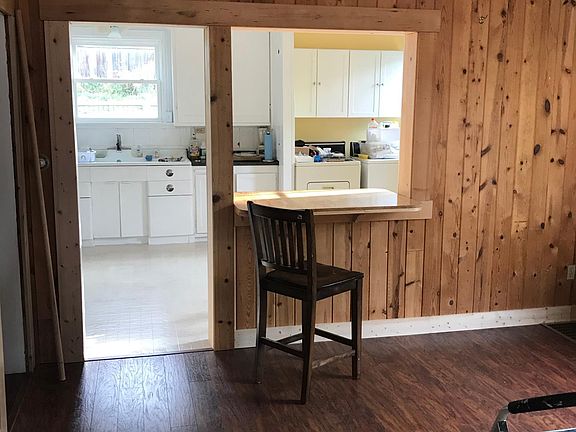 Cafe-style kitchen pass-thru & counter