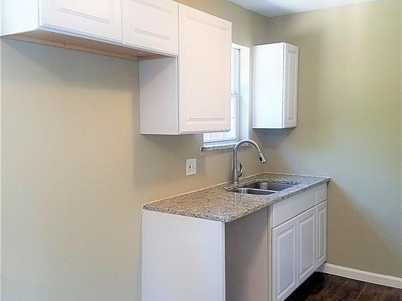 5th image of 4728 Harper Dr