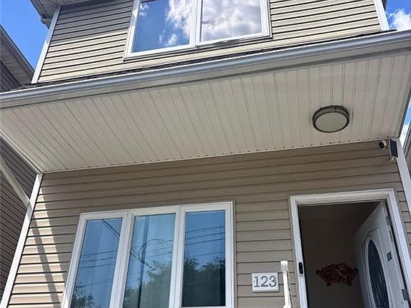 2nd image of 123 Hendricks Ave