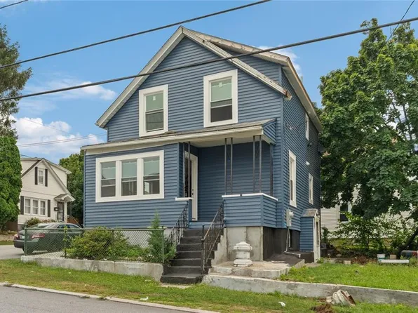 51 Alto St, Cranston, RI 02920