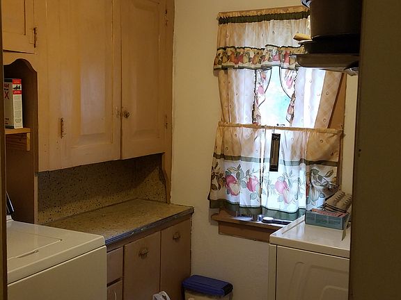 Pantry/laundry room. 7 × 7 