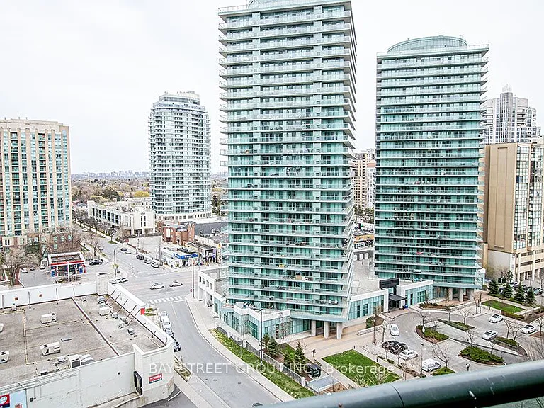 7 Lorraine Dr #1701 — Photo 19