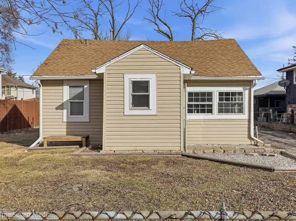 7006 W 73rd St, Chicago, IL 60638