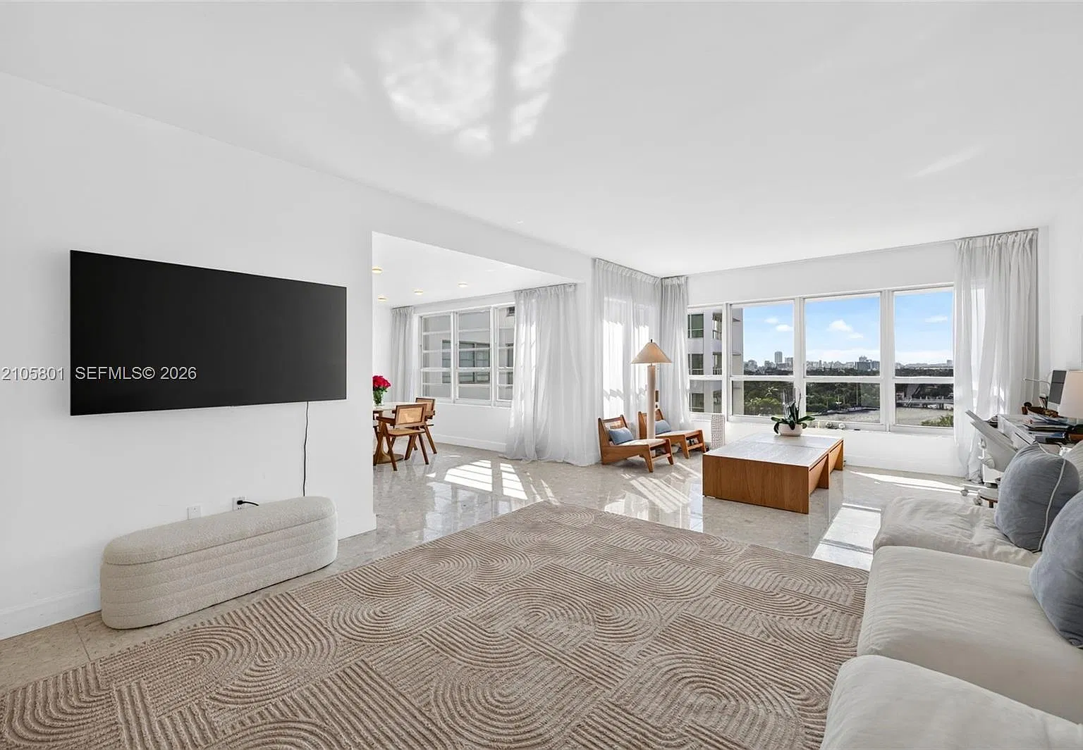 Blair House Condo - West — Photo 2