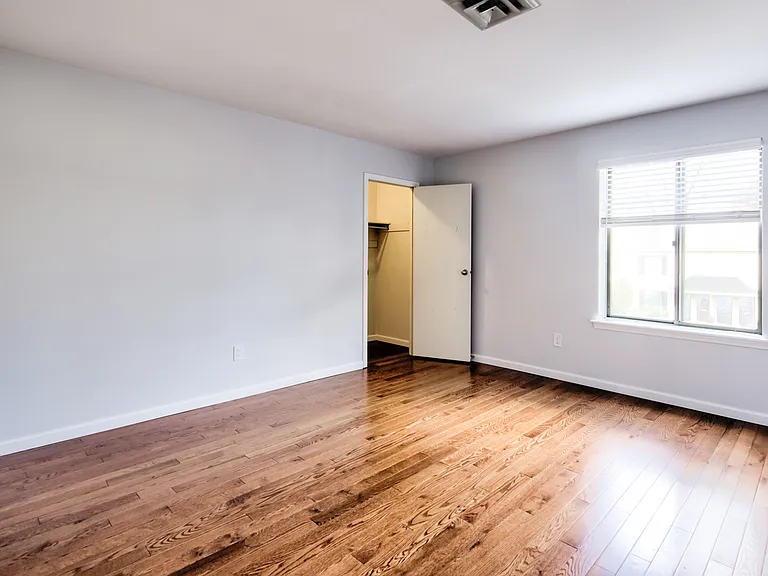 411 W Conestoga Rd #27 — Photo 10