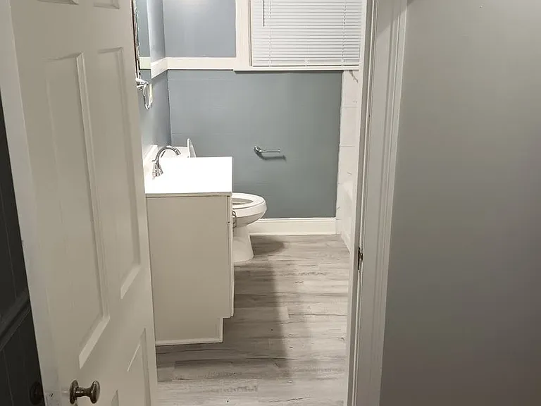 103 E Robinson Pl — Photo 22