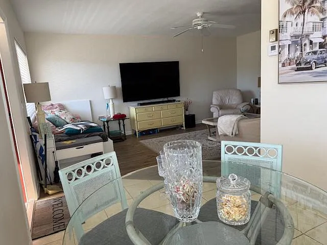 2840 Lake Osborne Dr #202 — Photo 12