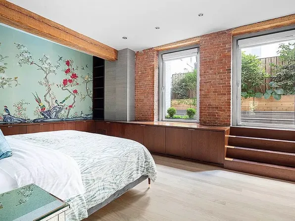 94 Thompson Street image 9 of 15