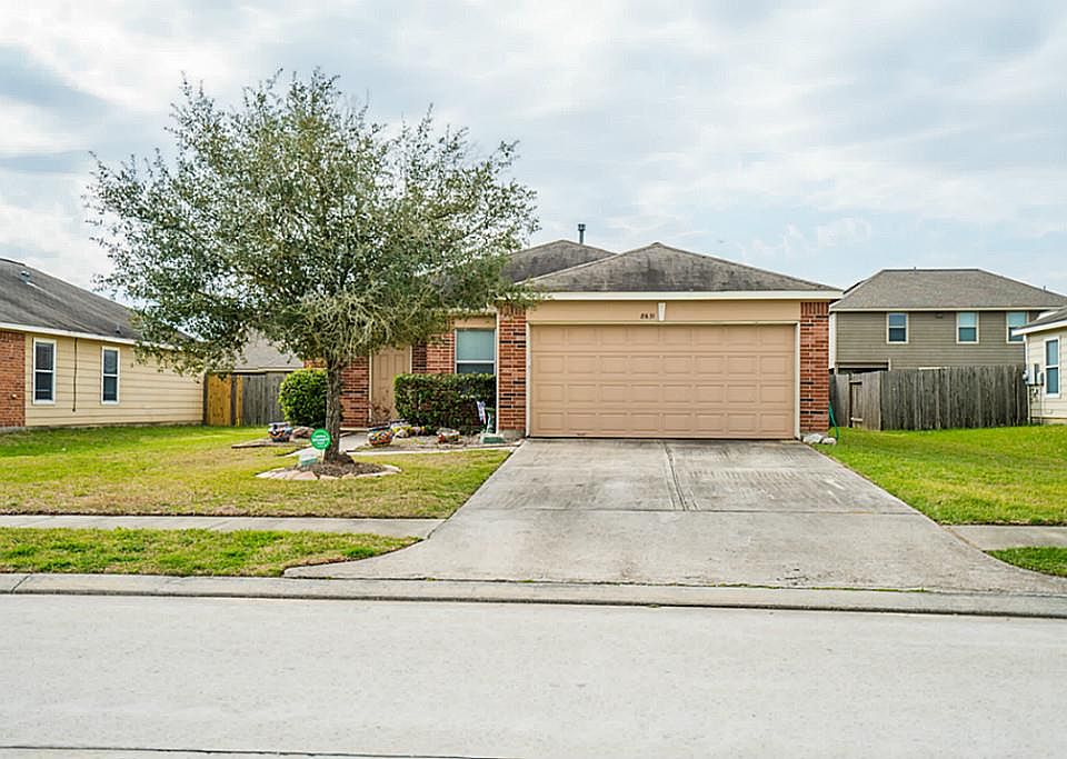 1st image of 8631 Sunset Pond Dr