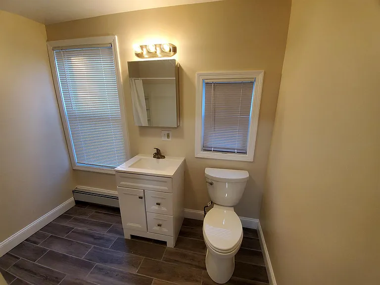 239 Columbia St #1 — Photo 9