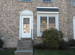 305 Goldsmith Ln, Newark, DE 19702