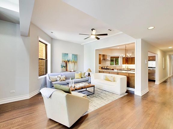 4th image of 3810 N Fremont #2B