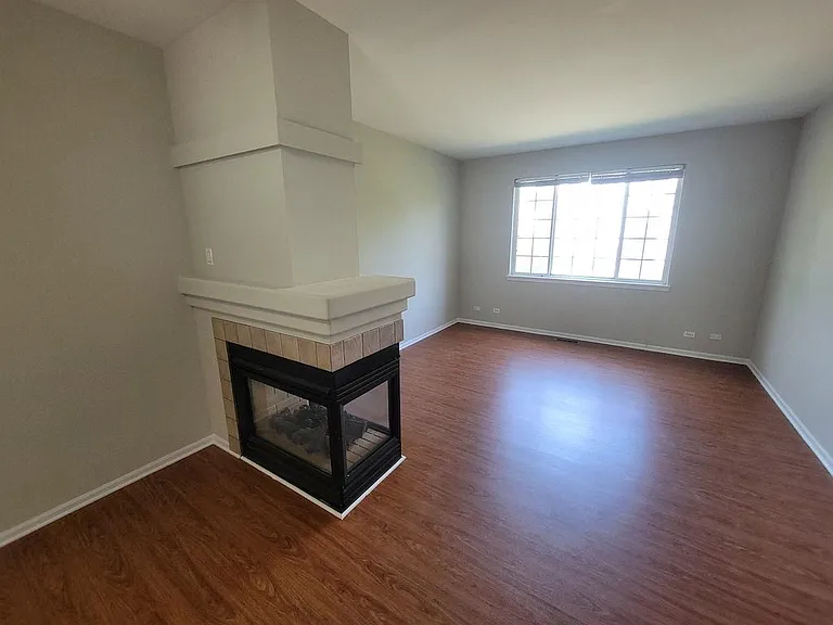 2322 Twilight Dr — Photo 2